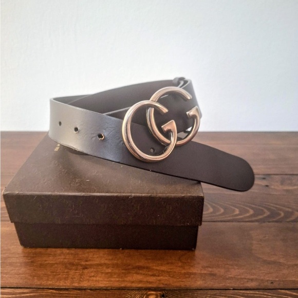 Gucci Black Belt with Silver GG Emblem - Picture 3 of 3